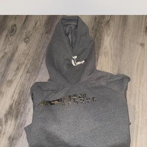 Under Armour Heather Gray Sweatshirt